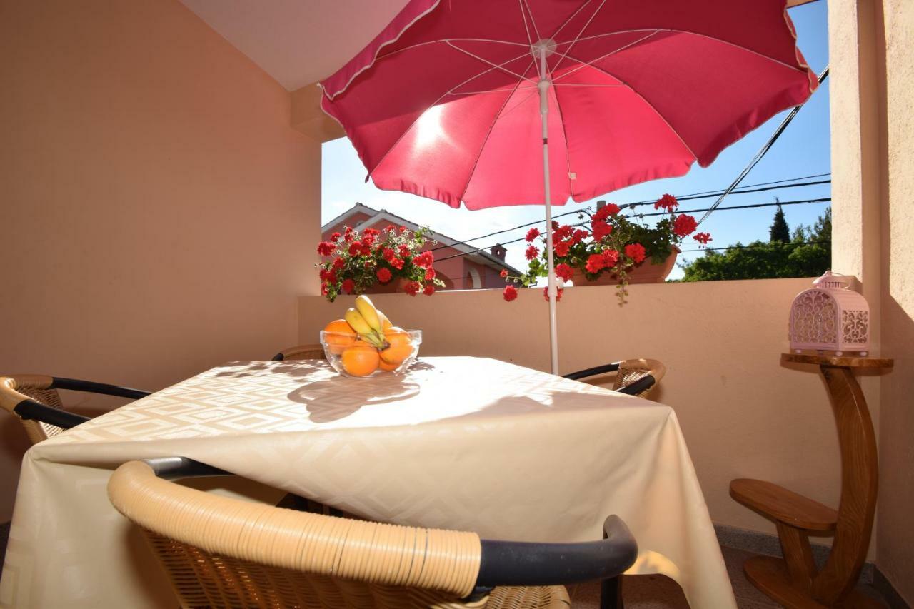 Apartment Smokrovic Starigrad Paklenica Dış mekan fotoğraf